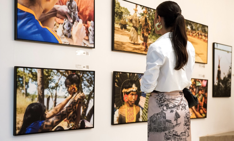 Letícia Coelho veste cultura: nova estampa homenageia marcos do Tocantins